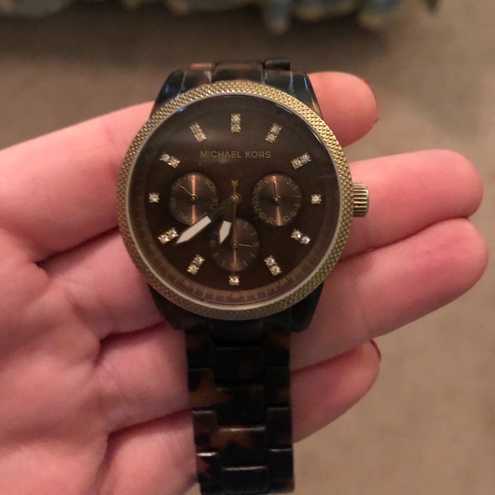 MK watch